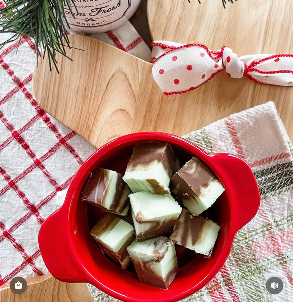 Deluxe Holiday Gift