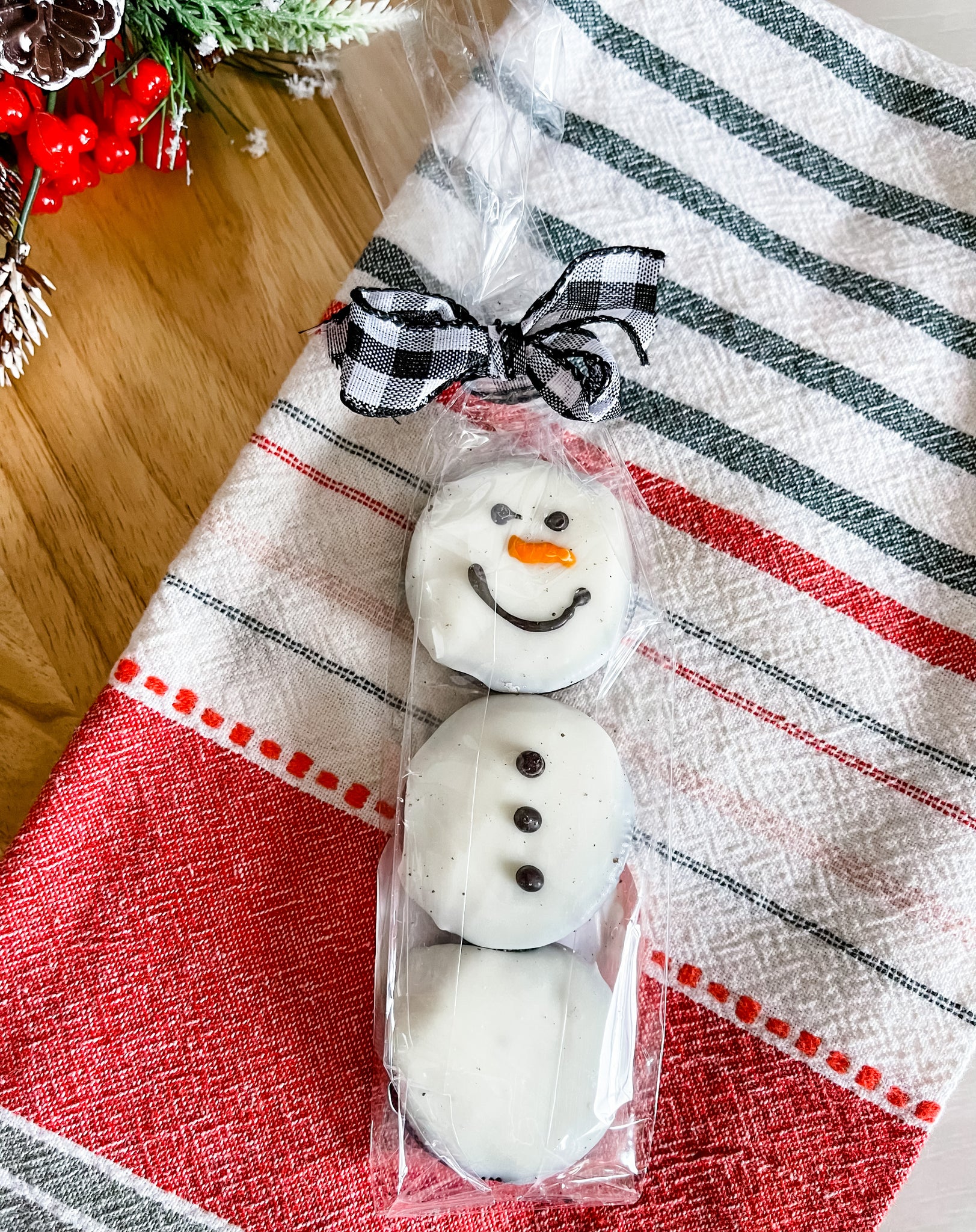 Holiday Oreo Snowman