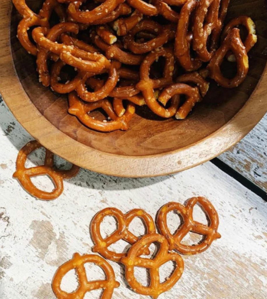 Michigan Snacks Michigan Snack Trio | Pretzels | Chocolate Cherries | Fruit Nut Mix ...