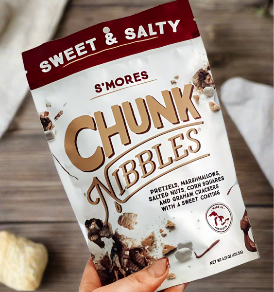Chunk Nibbles Chocolate Sweet & Salty